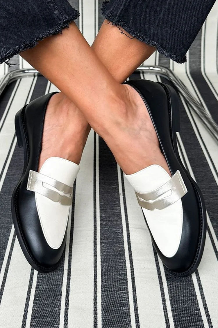 Chlose  | Classic Black and White Loafers