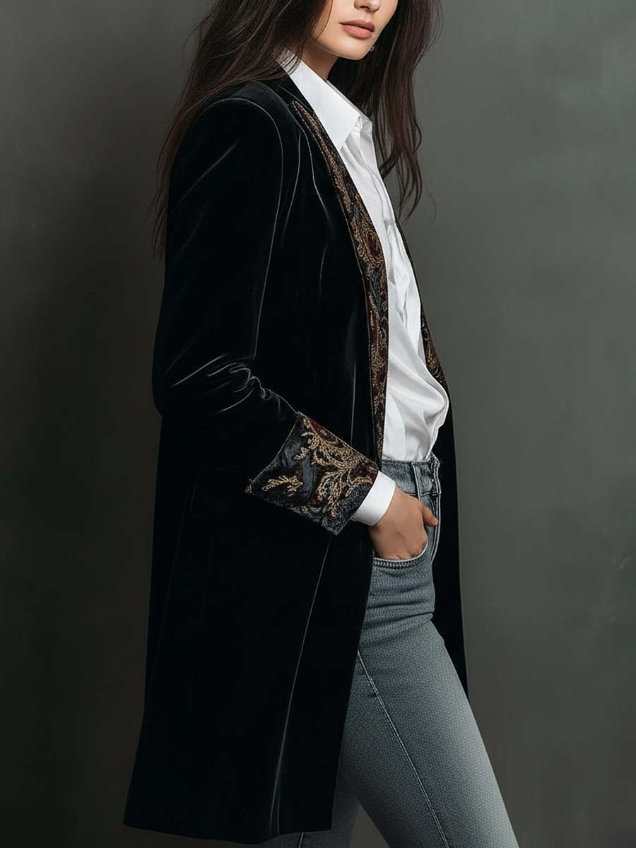 Eleanor | Black Baroque Print Lapel Slim Fit Blazer