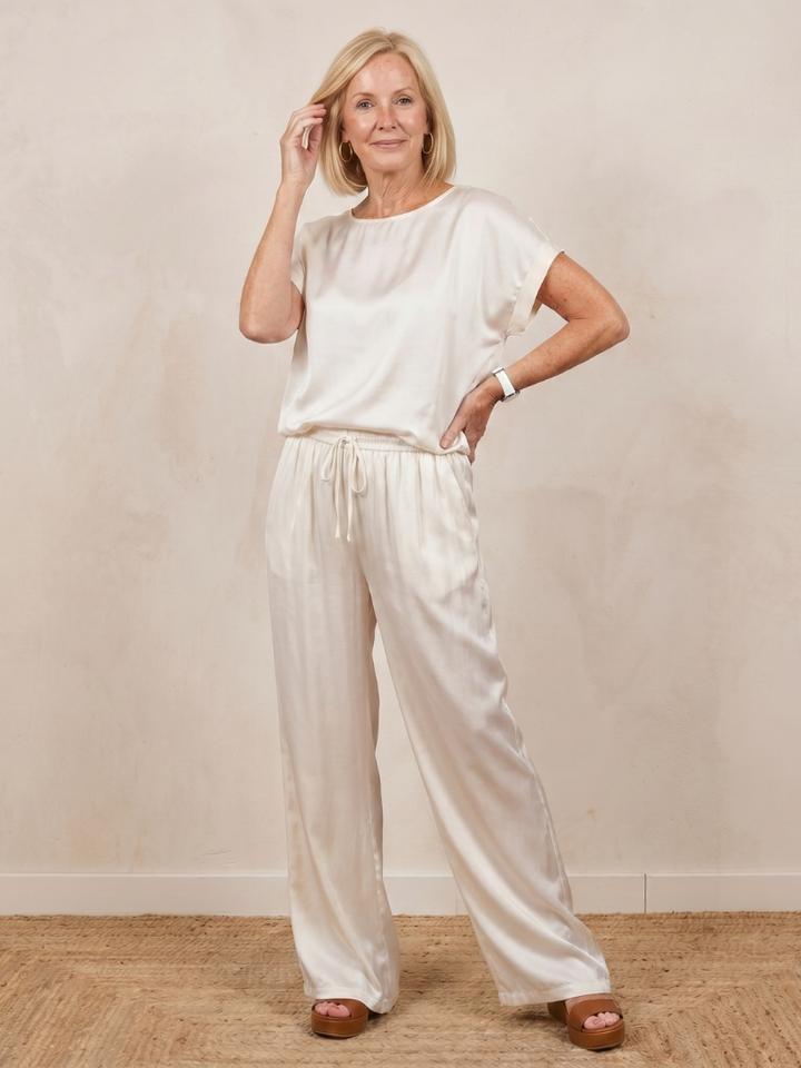 Shiloh | Short Sleeve Drawstring Waist Pants Set