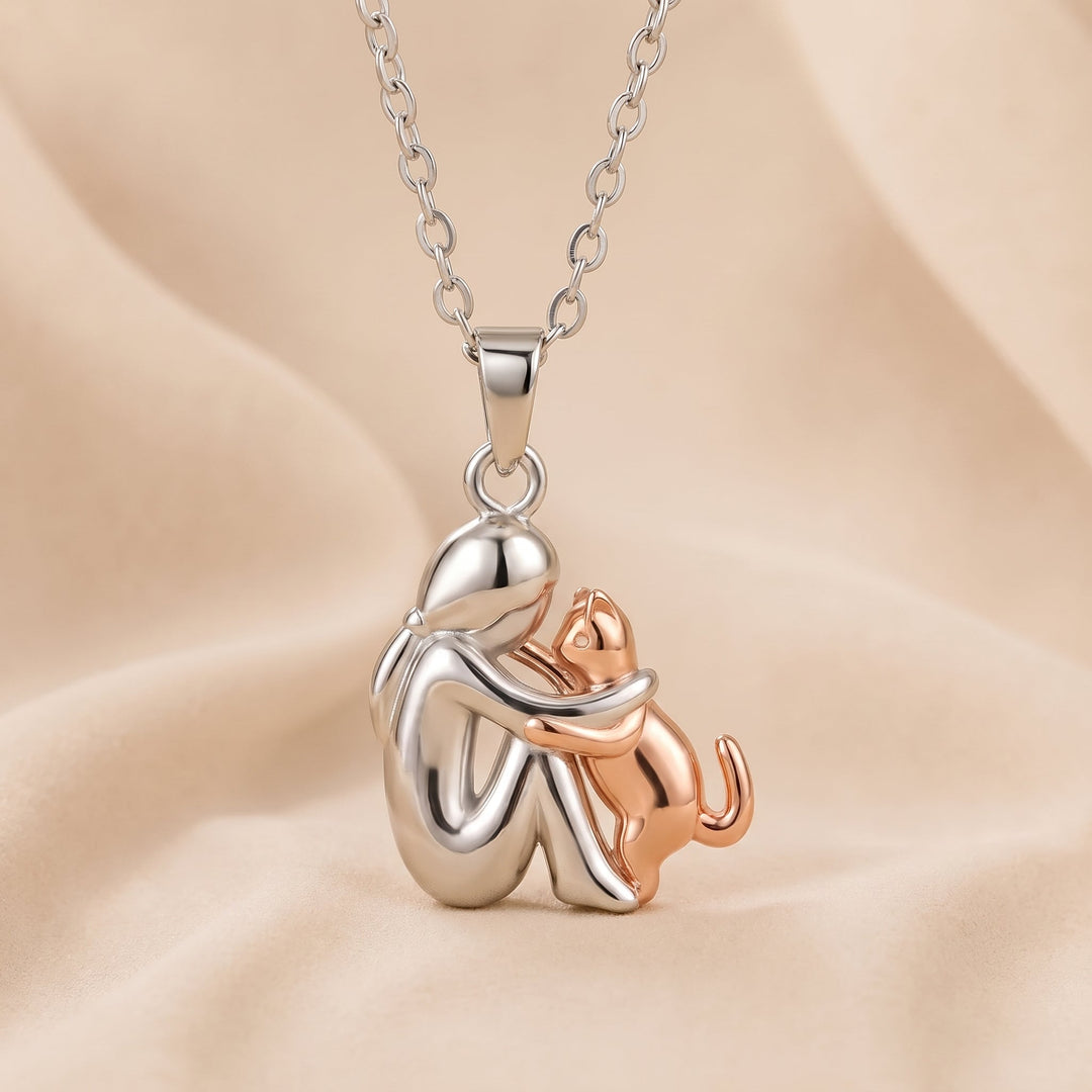 Enola | Eternal Embrace Necklace