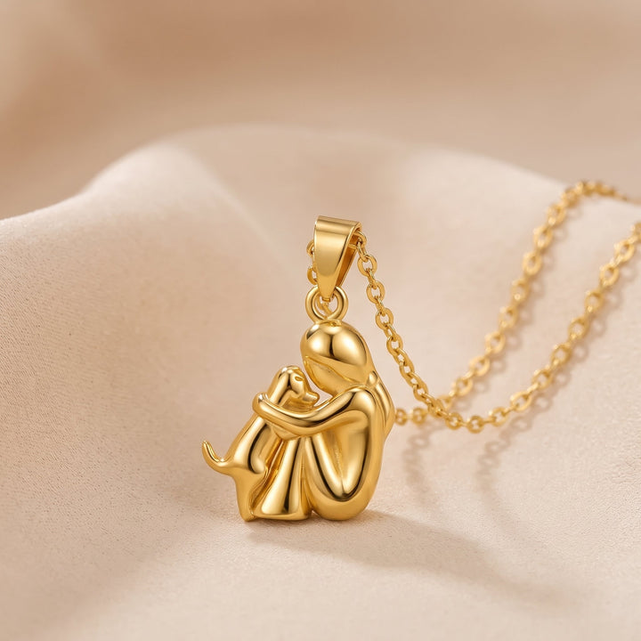 Enola | Eternal Embrace Necklace