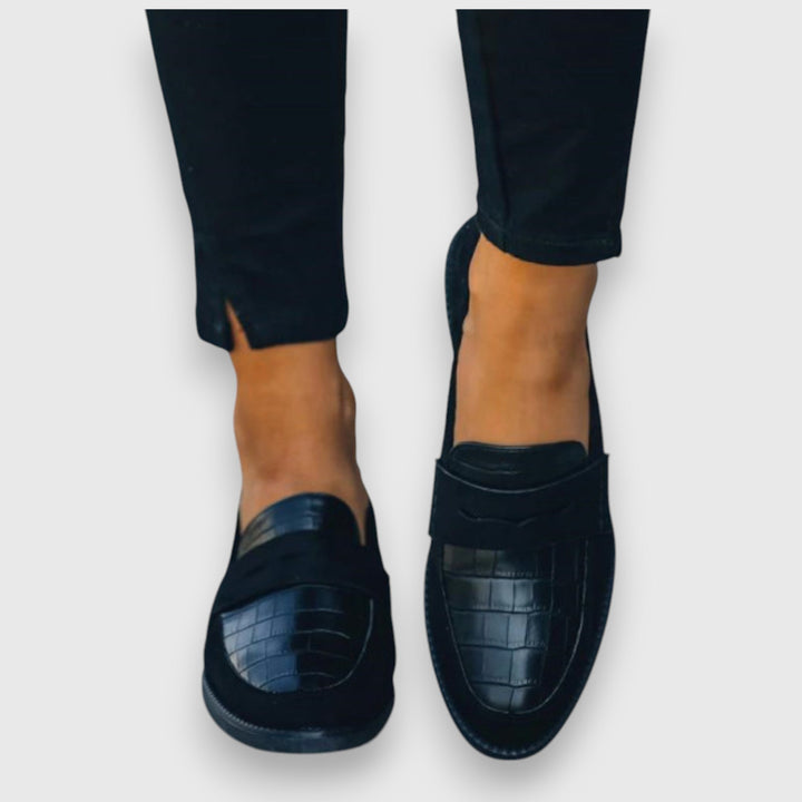 Mariluz | Loafers with Padded Insole