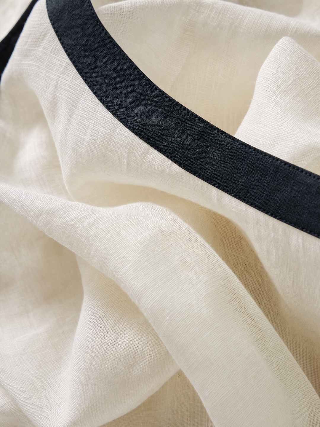 Nicoletta | Linen Blend Set with Contrasting Black Trim, White