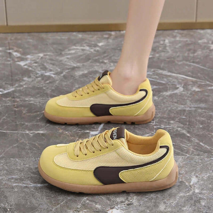Susan |  Shoes with a Wide Toe Cap