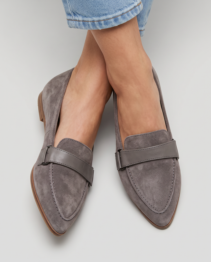 Paola | Pointed Moccasin with Strap on the Ankle