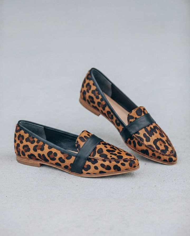 Paola | Pointed Moccasin with Strap on the Ankle
