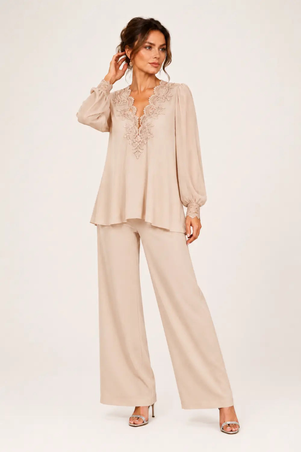 Violantina | Complete V-Neck with Layered Chiffon